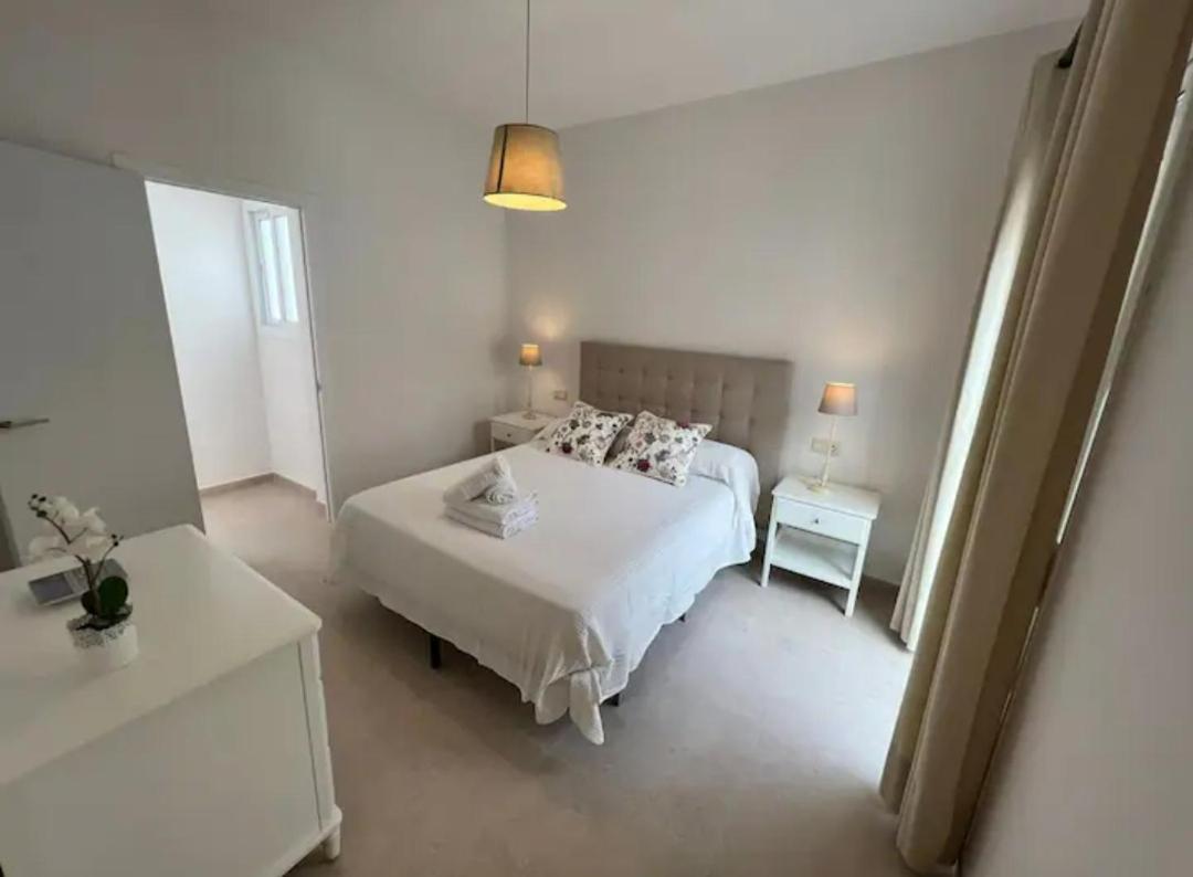 Apartamento La Canela เนร์คา ภายนอก รูปภาพ