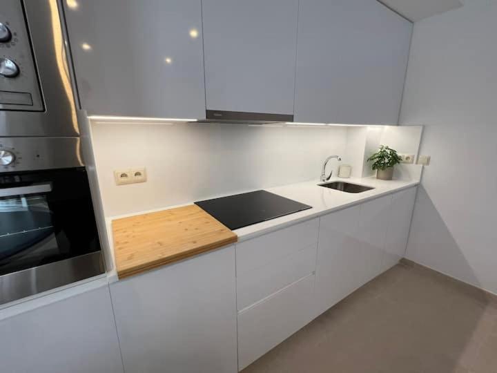 Apartamento La Canela เนร์คา ภายนอก รูปภาพ