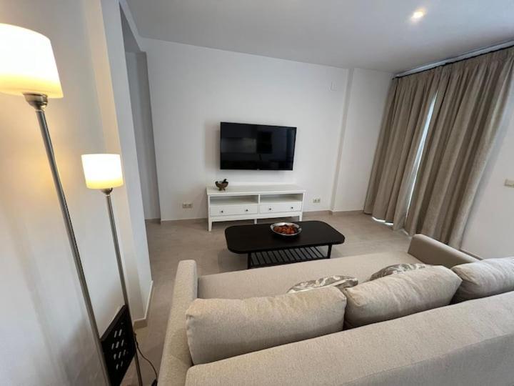 Apartamento La Canela เนร์คา ภายนอก รูปภาพ
